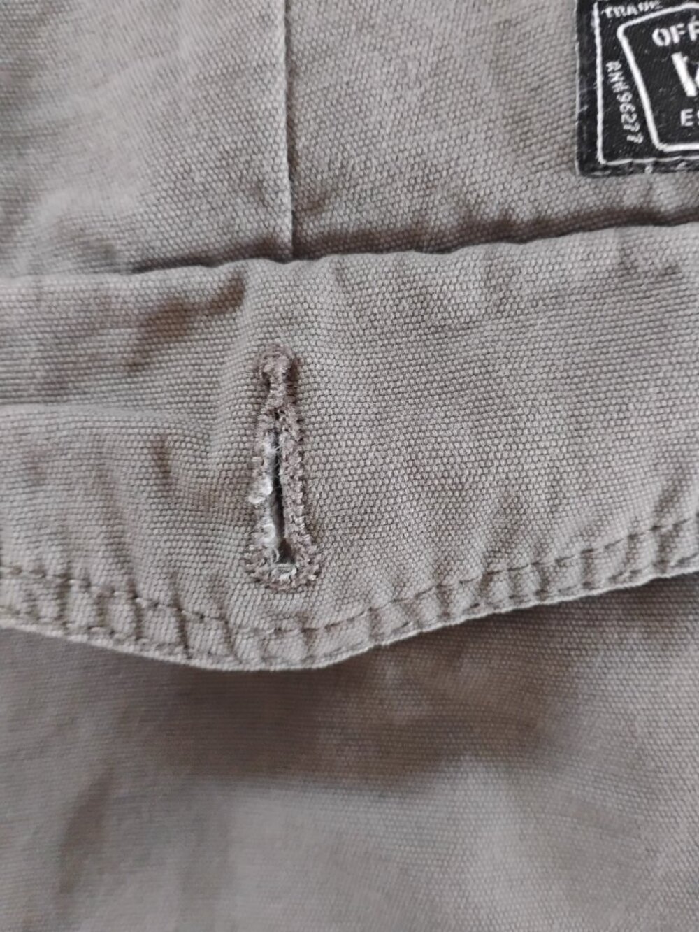 Vans Grey Canvas Cargo Shorts - Size 36 - Picture 6 of 7